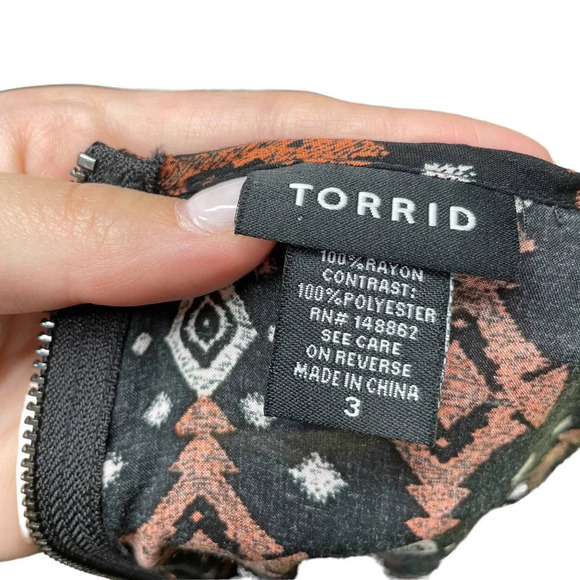 Torrid Geo Print Challis Tunic Top Black Orange Plus‎ Size 3X - Picture 12 of 13
